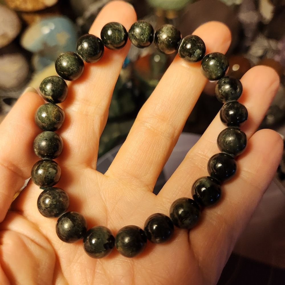 Seraphinite Bracelet (9.5mm, size 7).